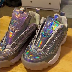 These are holo filas